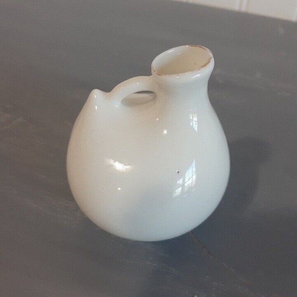 Crest of More Cambe Miniature Handle Urn Gemma Crested China - Picture 2 of 6